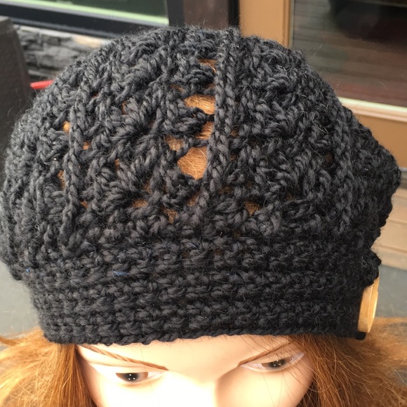 Hand Crocheted Slouchy Hat/Toque - Picture 4 of 6